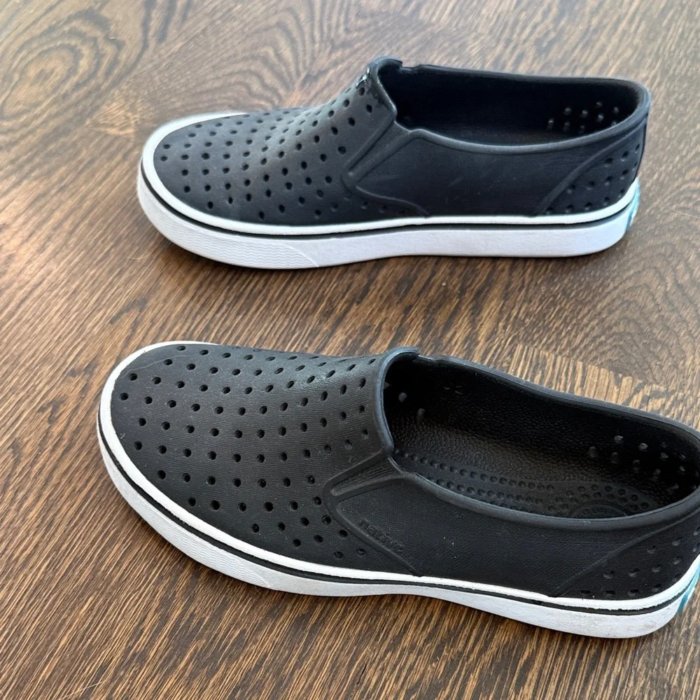 Native Kids Black Water Shoes